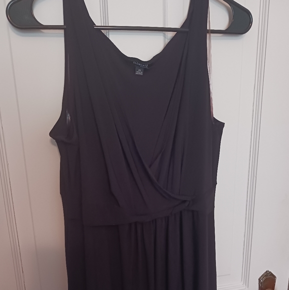 Elegant Black Maxi Dress 👗 💅 - Picture 4 of 9